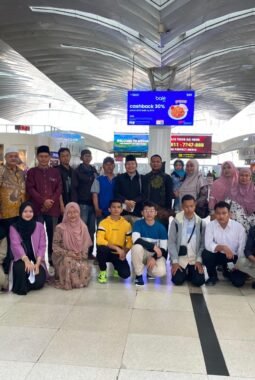 Pelajar Tingkat Menengah Di Bawah Naungan Kemenag Prov.Sumut Nengikuti Kongres Rohis Nasional